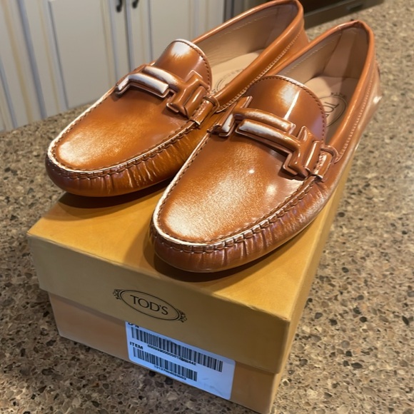 Gorgeous Tods loafers like new size 38 - Picture 2 of 9